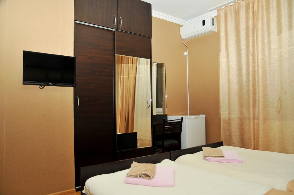 Alma-Ata Hotel Borjomi Habitación foto